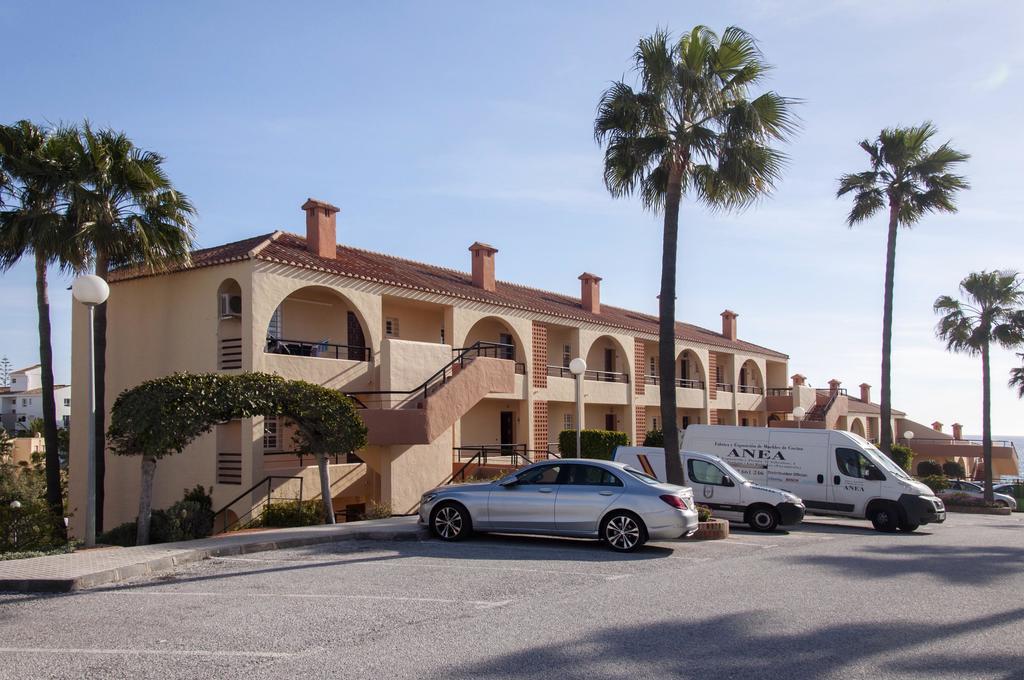 Marina Del Sol Apartment By Rafleys Fuengirola Exteriör bild