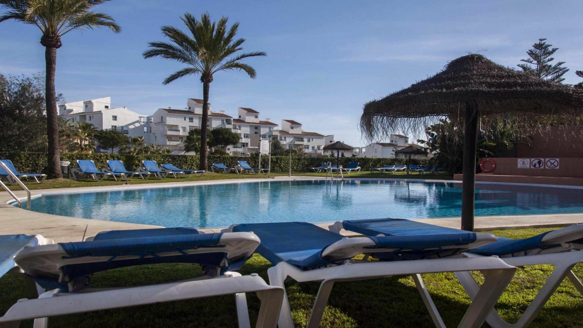 Marina Del Sol Apartment By Rafleys Fuengirola Exteriör bild
